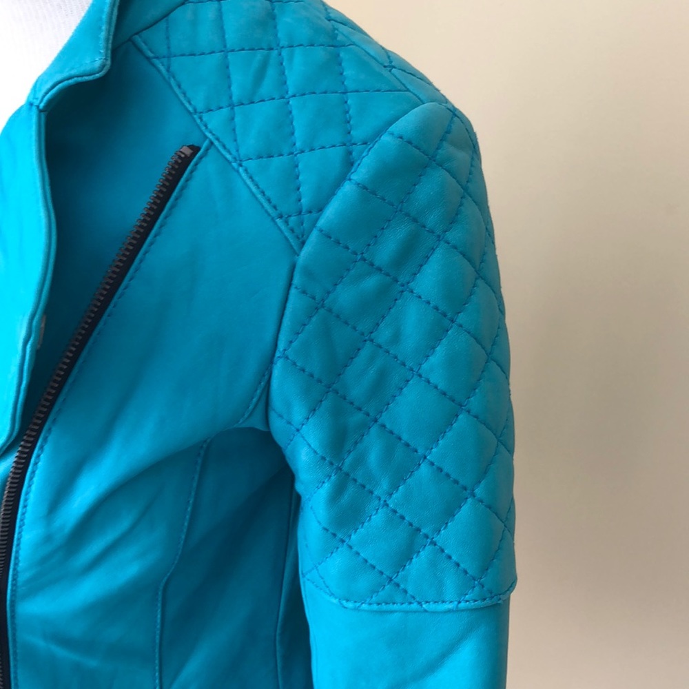 Amazing Neiman Marcus leather blue jacket - Picture 4 of 7